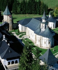 Manastiri romanesti